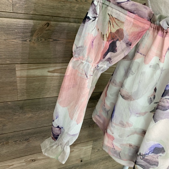 VINCE CAMUTO Off the Shoulder Floral Peasant Top S - Picture 6 of 7
